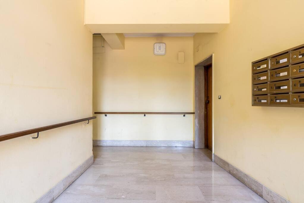 Apartamento Cinema House In Cinecitta Roma Exterior foto